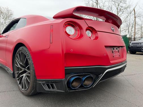 2023 Nissan GT-R Premium