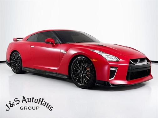 2023 Nissan GT-R Premium