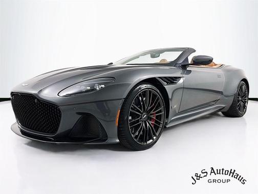 2021 Aston Martin DBS Superleggera Volante
