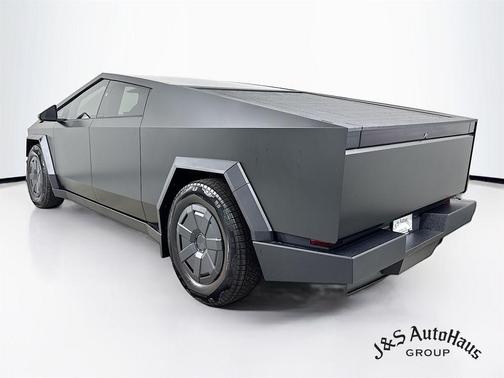2025 Tesla Cybertruck Base