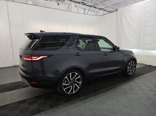 Varesine Blue 2024 Land Rover Discovery P300 S