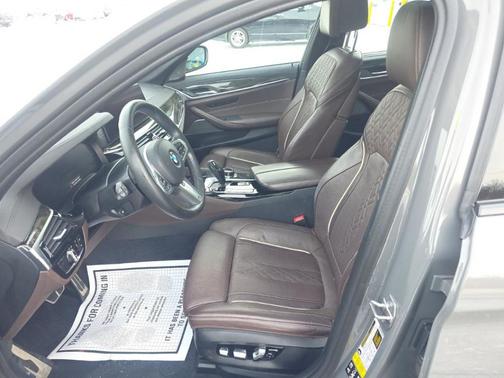 2022 BMW 540 i xDrive