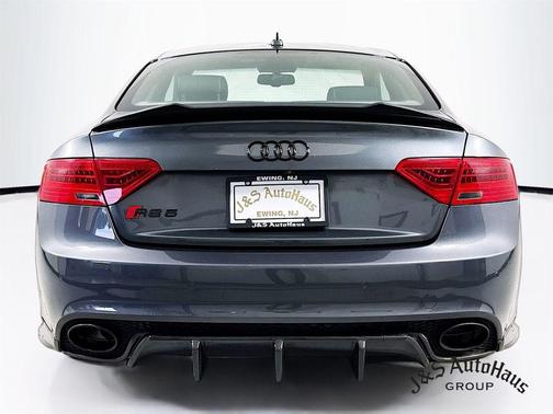 Gray 2013 Audi RS 5 4.2