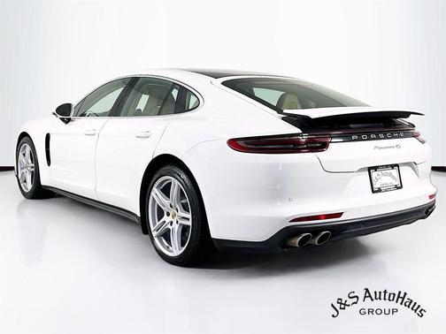 2019 Porsche Panamera 4S