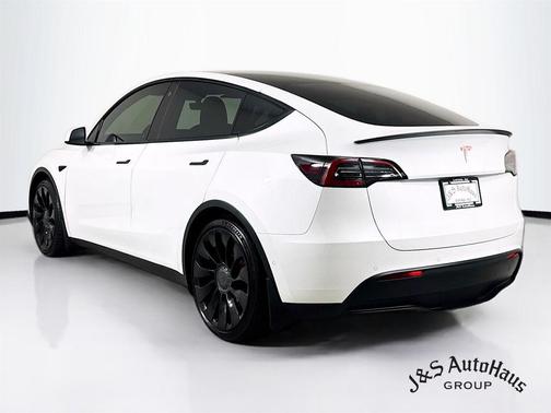 2022 Tesla Model Y Performance