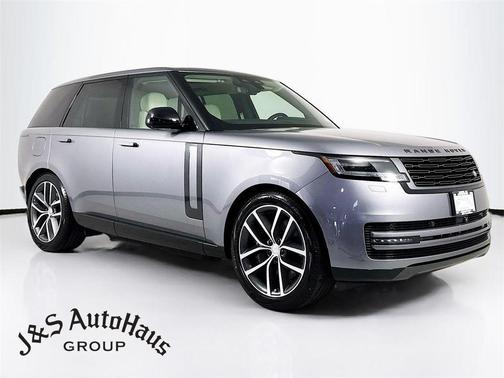 Eiger Grey 2025 Land Rover Range Rover P550e SE