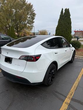 2022 Tesla Model Y Long Range