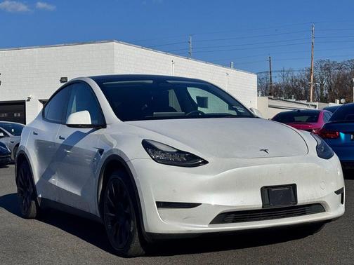 2022 Tesla Model Y Long Range