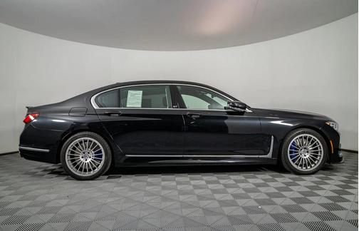 2022 BMW ALPINA B7 xDrive