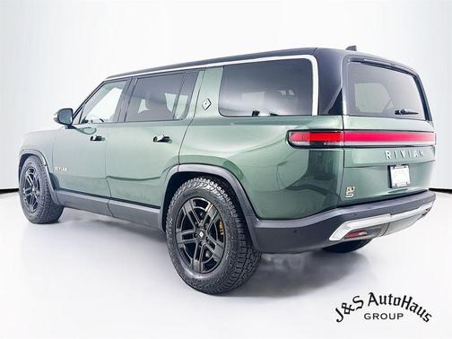 2023 Rivian R1S Adventure Quad Motor Large Pack