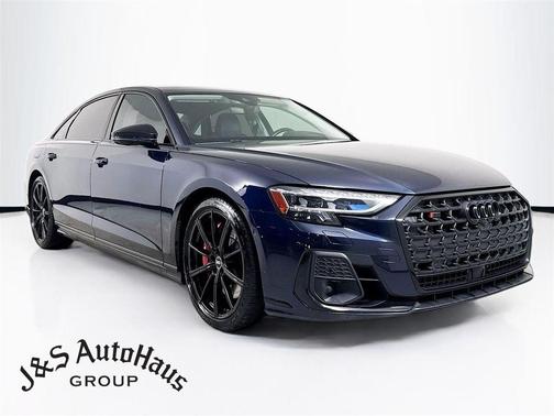 2022 Audi S8 4.0T quattro