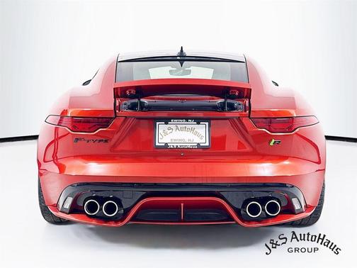 2021 Jaguar F-TYPE R