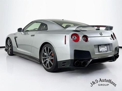 Super Silver 3 Coat Metallic 2013 Nissan GT-R Premium