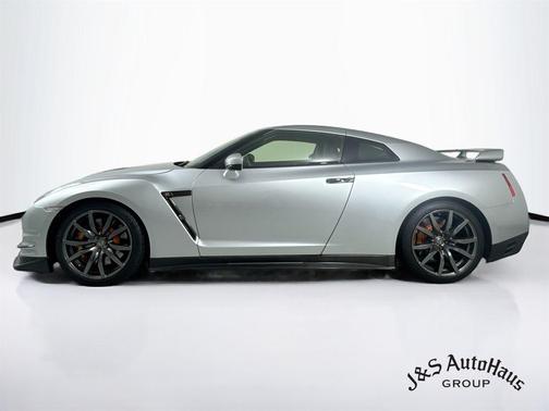 Super Silver 3 Coat Metallic 2013 Nissan GT-R Premium