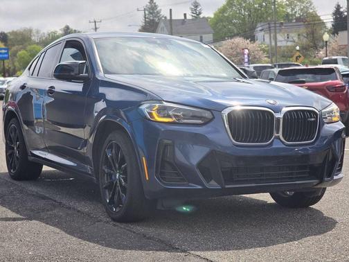 2022 BMW X4 M40i