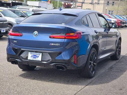 2022 BMW X4 M40i