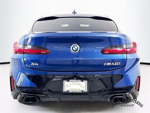 2022 BMW X4 M40i
