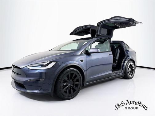 2023 Tesla Model X Base