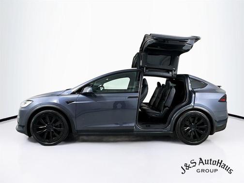 2023 Tesla Model X Base