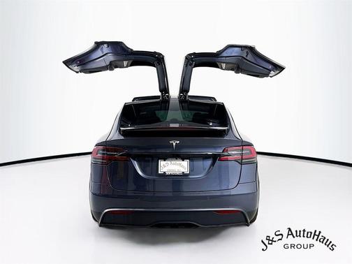 2023 Tesla Model X Base