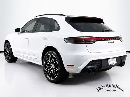 2023 Porsche Macan S
