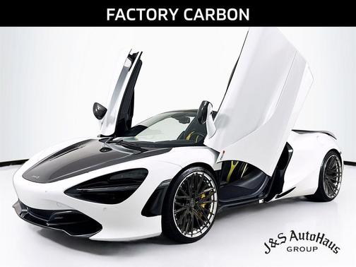 2022 McLaren 720S Base