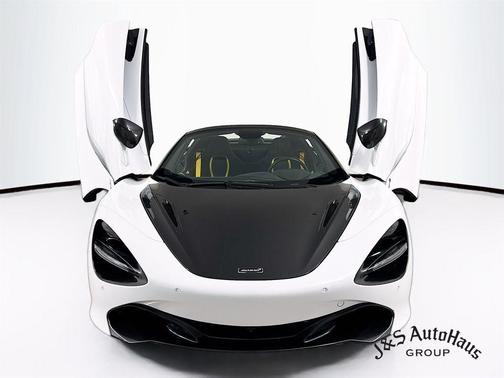 2022 McLaren 720S Base