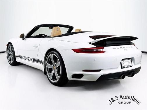 2017 Porsche 911 Carrera