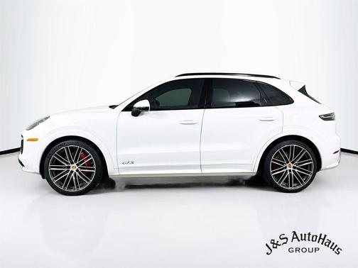 2021 Porsche Cayenne GTS