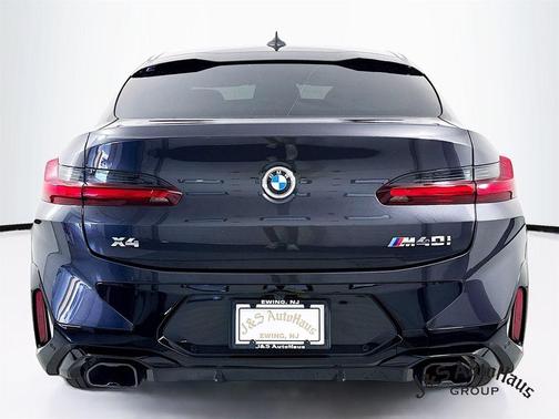 2022 BMW X4 M40i