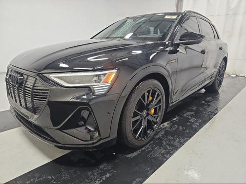 2022 Audi e-tron Premium