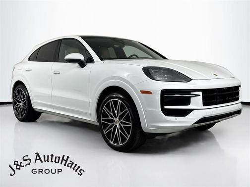 White 2024 Porsche Cayenne AWD