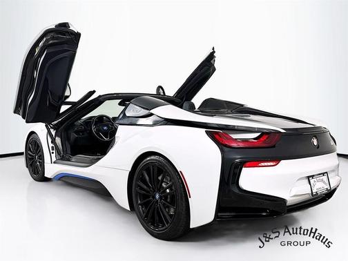 2019 BMW i8 Base