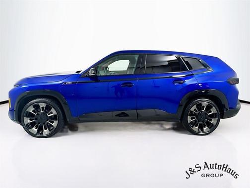 2023 BMW XM Base