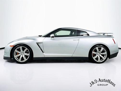 2009 Nissan GT-R Premium
