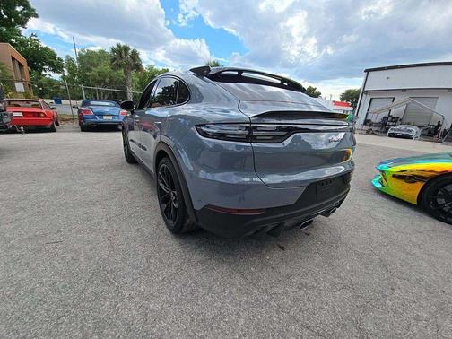 Gray 2022 Porsche Cayenne Turbo GT