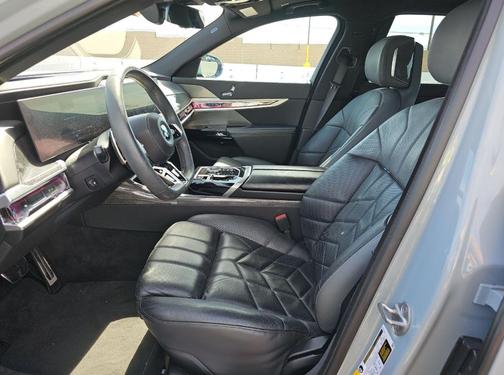 Brooklyn Gray Metallic 2023 BMW 760 760i xDrive