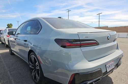 Brooklyn Gray Metallic 2023 BMW 760 760i xDrive