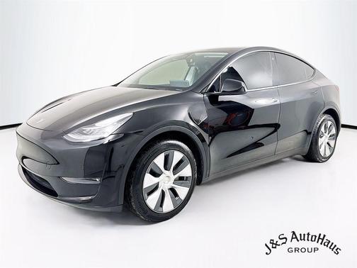 2022 Tesla Model Y Long Range