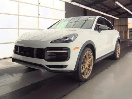 2023 Porsche Cayenne Turbo GT