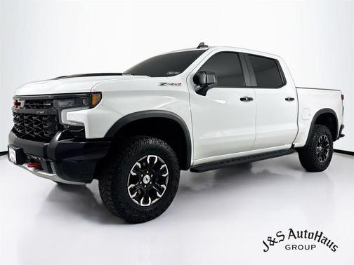 Summit White 2023 Chevrolet Silverado 1500 ZR2