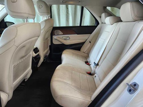2022 Mercedes-Benz GLE 350 Base 4MATIC