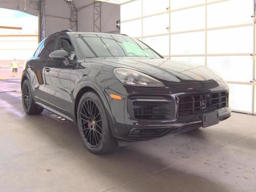 2021 Porsche Cayenne GTS