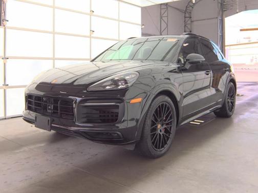 2021 Porsche Cayenne GTS