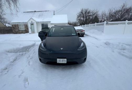 2024 Tesla Model Y Long Range