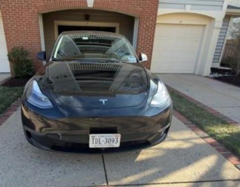 Black 2025 Tesla Model Y Performance