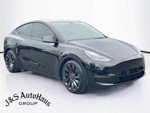 Black 2025 Tesla Model Y Performance