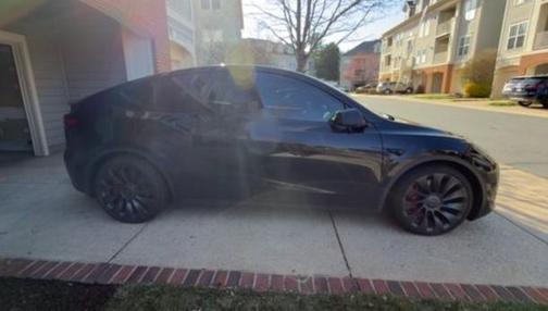 Black 2025 Tesla Model Y Performance