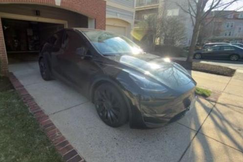 Black 2025 Tesla Model Y Performance
