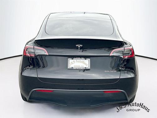 Black 2025 Tesla Model Y Performance